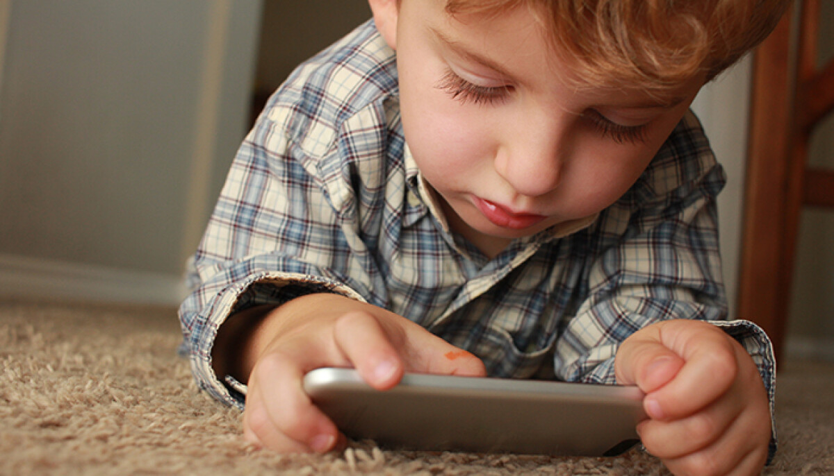 Top tips for protecting your children online